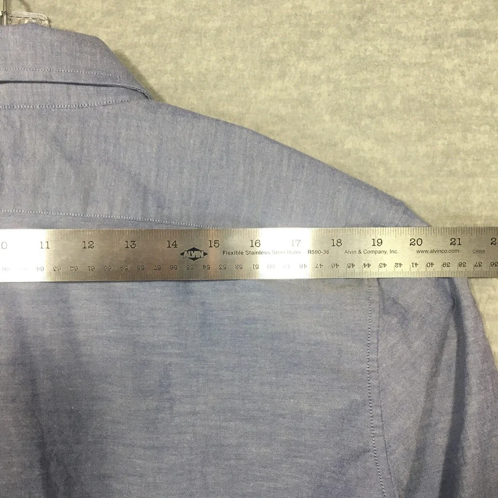 Banana Republic XL Slim Fit Dress Shirt Light Blue Cotton Stretch